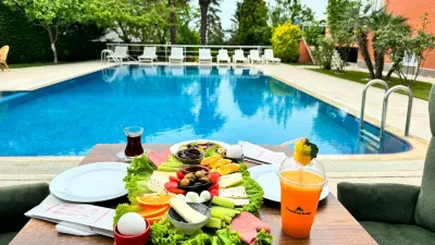 Treekos Suite Hotel