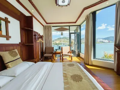 Dali Ruzhijia Homestay Hotels in Jinsuo Island