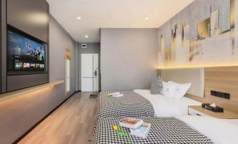 Dimension Hotel (Shaoguan Jiefang Road Pedestrian Street Branch)
