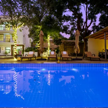 Weizhou Island jackfruit seascape resort manor (Nanwan Shiluokou beach scenic spot store） Hotels near Weizhou Island