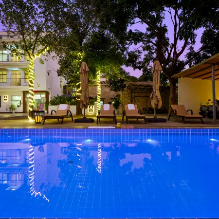 Weizhou Island jackfruit seascape resort manor (Nanwan Shiluokou beach scenic spot store）
