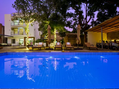 Weizhou Island jackfruit seascape resort manor (Nanwan Shiluokou beach scenic spot store） Отели рядом с достопримечательностью «Great Palace»