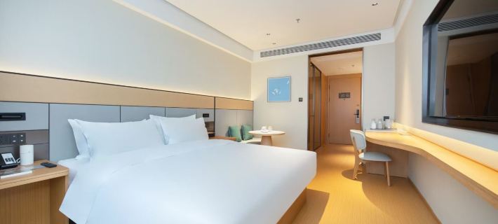 Crown Hotel (Sanling Plaza Food Street Branch, Xianyou Bus Station, Putian) Hotels in Xianyou