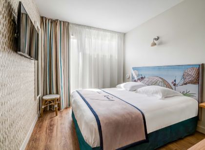 Hôtel Jules Verne