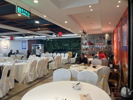 Wind bell Hotel (Foshan Guicheng Metro Station) Отели рядом с достопримечательностью «Kongxi Entertainment Stadium»