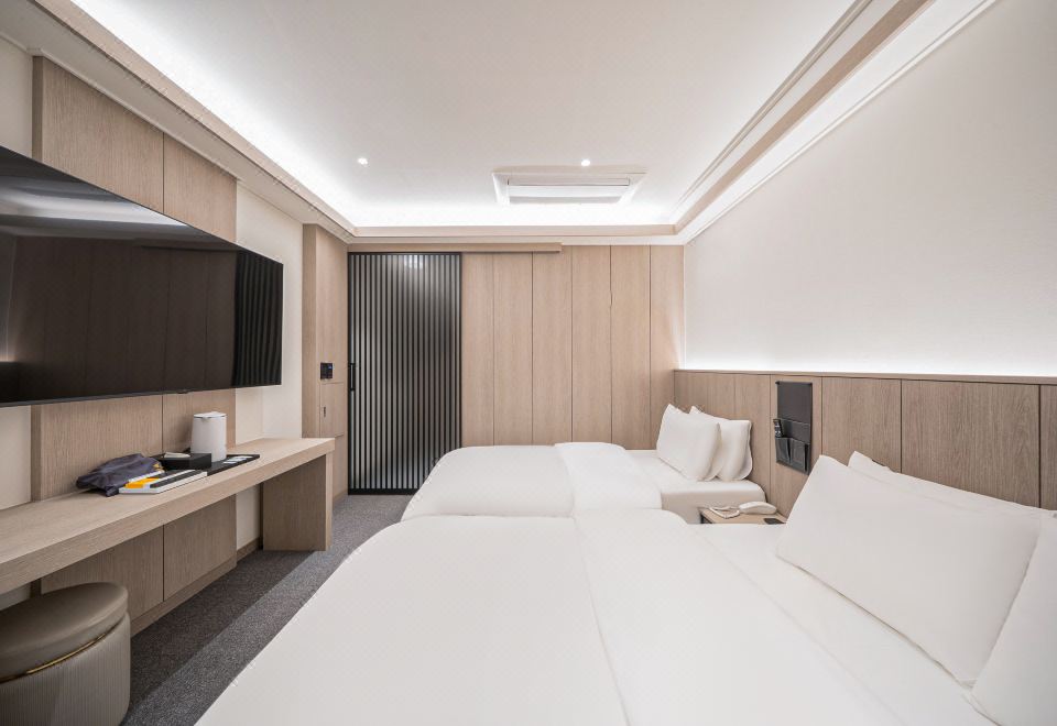 하운드 호텔 대구의 깨끗한 객실 이미지