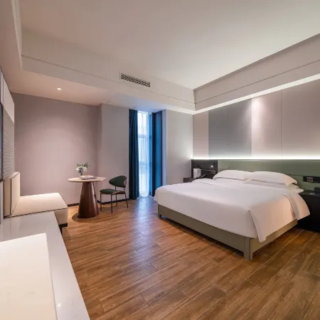 MEET LUCK HOTEL