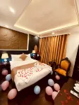 MAJESTIK HOTEL Hotels near Hanoi University of Natural Resources and Environment