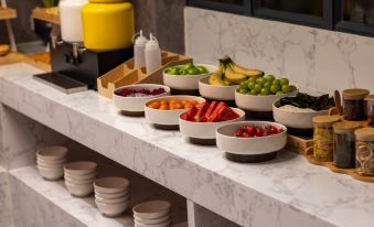 Huamuxi International Hotel (Foshan Nanhai Qiandeng Lake Store)