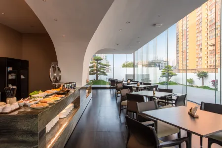 Waiheli Hotel （Chaozhou Peoples Square Branch）