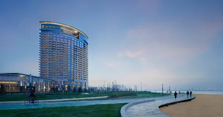 Shangri-La Qinhuangdao Отели рядом с достопримечательностью «Dove Nest Park»