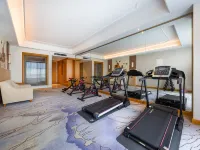 Vienna International Hotel (Huizhou High Speed Railway North Station Xing'an City) Hotels in Boluo