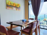 Putrajaya Setia Seraya Comfort Pool View Suite