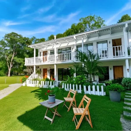 Xinduqiao Gesang Garden Inn