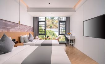Fenghuang Fengjing Hotel