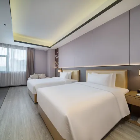 Lianjiang Fengying Hotel (Yinghua Garden Yuexin Square Branch, Tangshan Mountain Scenic Area)