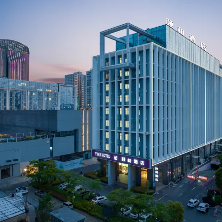 Yangzhou Yihe Hotel (Jinghuacheng guozhanzhongxin Train station))