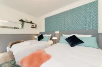 Spacious 170m² Apartment with AC - Paris Bercy Hotels in Bercy