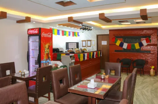 HOTEL 11 THAMEL Питание Photos