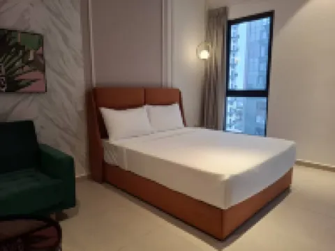 Paxtonz Seasonal Suites