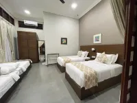 Casa Tanjung Jara Hotels near Swan Island