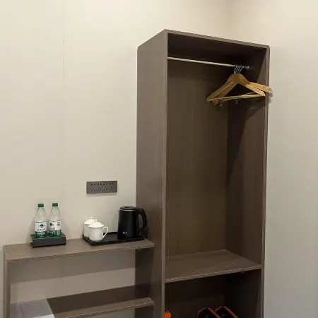 Xayar Jintai Business Hotel