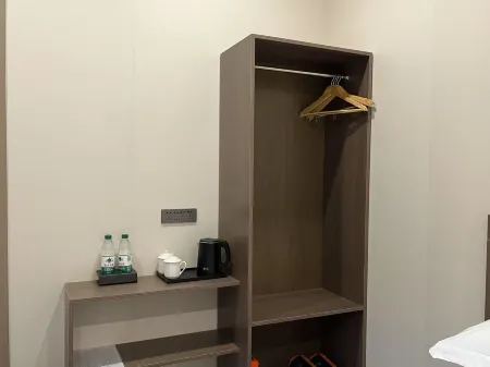 Xayar Jintai Business Hotel