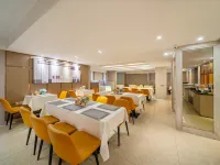 POLTTON International service Apartment (Foshan Zumiao Lingnan Tiandi) Hotels near NOVA