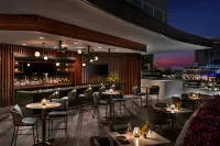 The Ritz-Carlton Residences, Waikiki Beach - Bintang 5