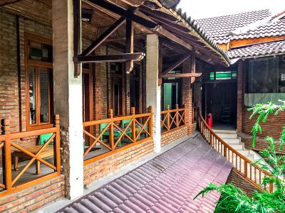 共有エリア ウィスマ アリーズ ホテル ジョグジャカルタの写真