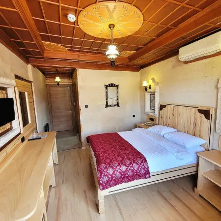 Saruhan Hotel