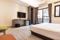 RHINO HOSTEL Hotels in 