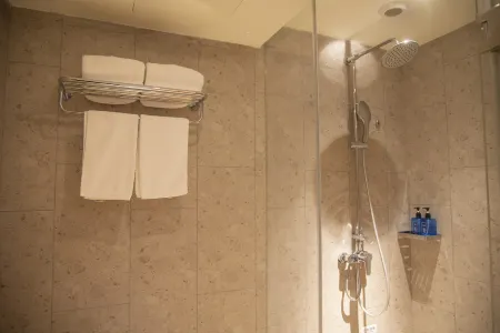 zhiyi hotel Отели в г. Шанъю