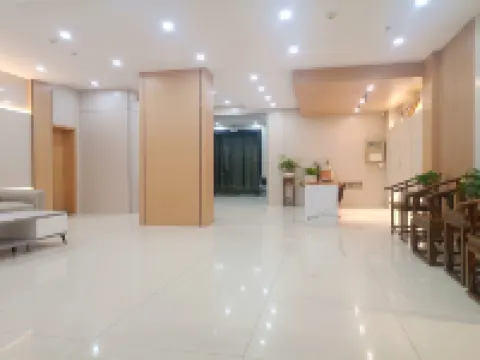 Wudang Mountain Daohe Hotel