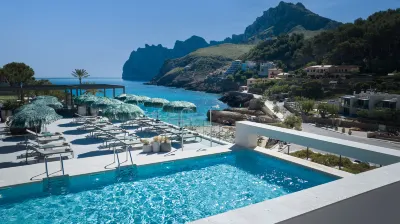 Hotel El Vicenç  de la Mar - Adults Only (+12) Các khách sạn ở Cala de Sant Vicenc