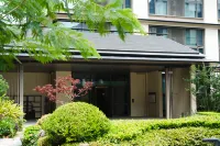 Zhujiajian Ruiyue Resort Hotels near Zhujiajian Zen Town