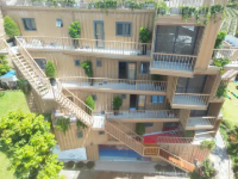 เอ็นวี สปอร์ต แคมป์ แอนด์ โรงแรม - โฮจิมินห์