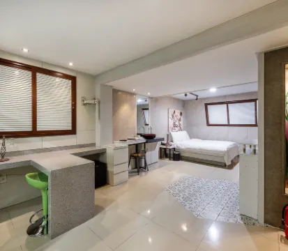 โรงแรมดีไซน์ แดเนียล แคมปาเนลลา โรงแรมใกล้เขาพูกันซาน