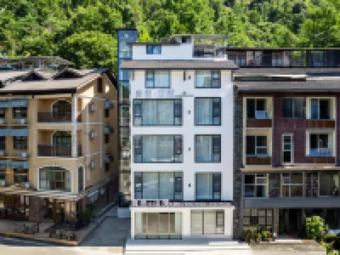 Xiangwang·Mountain Retreat (Wulingyuan Landmark Store by National Forest Park) Hotels in Zhangjiajie