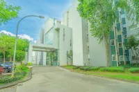 DREAM INN Aeropolis By Reccoma Hoteller i Karang Sari
