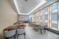 悅笙·瀾庭|SEADESIGNER·VIEW智慧設計師飯店 - 停車場