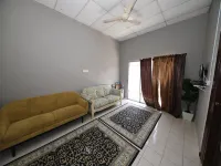 Hotel O Iman Roomstay Gua Musang Các khách sạn ở Galas