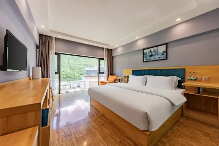 The Inn Boutique in twilight Отели рядом с достопримечательностью «Changping Valley»