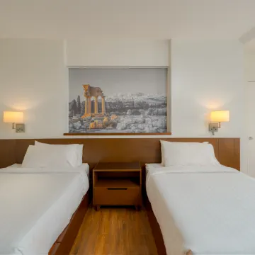 Hotel Carlito Tagaytay