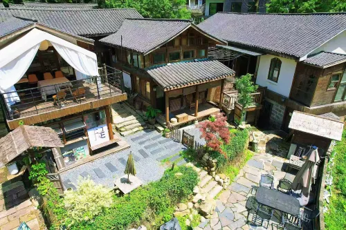 Huidu Yishe · Panxi Homestay (Meiling Shenlongtan) - vue sur la montagne