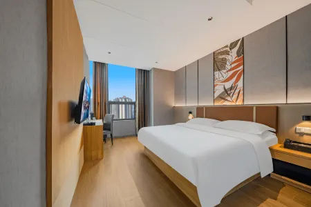 Guangzhou Jiulong Hotel (Qinglong South Street) Отели рядом с достопримечательностью «Anti-war Cultural Square»