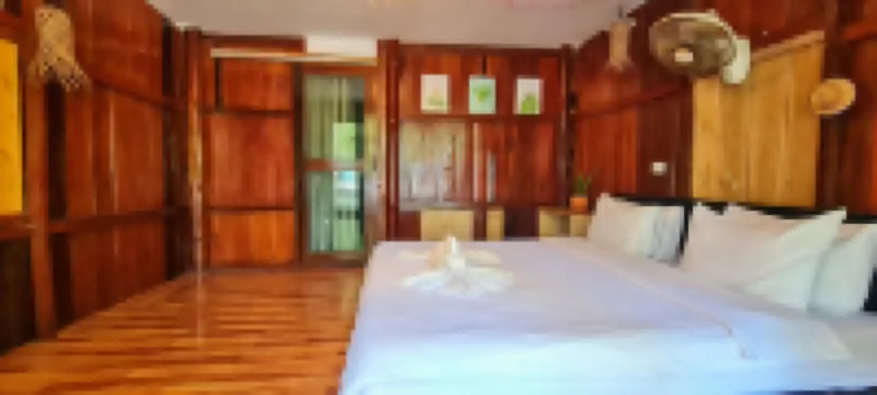 Koh Rong Beach Hostel and Bungalows