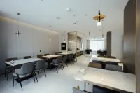 Junxin Hotel