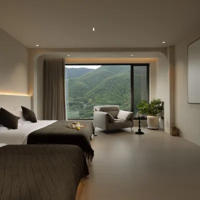 SUNMIT NOOK Misty Wilderness · Mountain Top Beauty Stay (Anji Yunshang Grassland Store) Hotels near Dazhuhai Tourist Area of China
