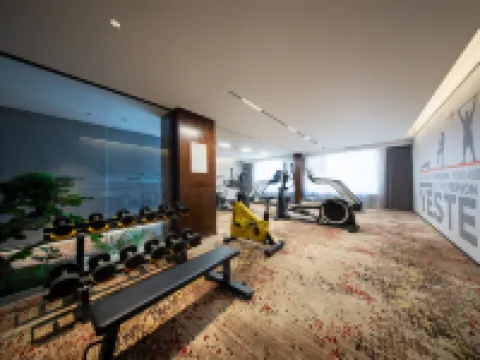 ROYGEM Hotel (Longfor Yantai Longkou Paradise Walk, Yantai) Hoteles en Longkou